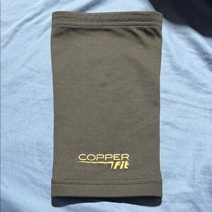 Copper Fit Black knee Sleeve